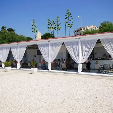 In Podstrana-sv Martin With Sea View, Terrace, Air Conditioning, Wifi 4777-1 *